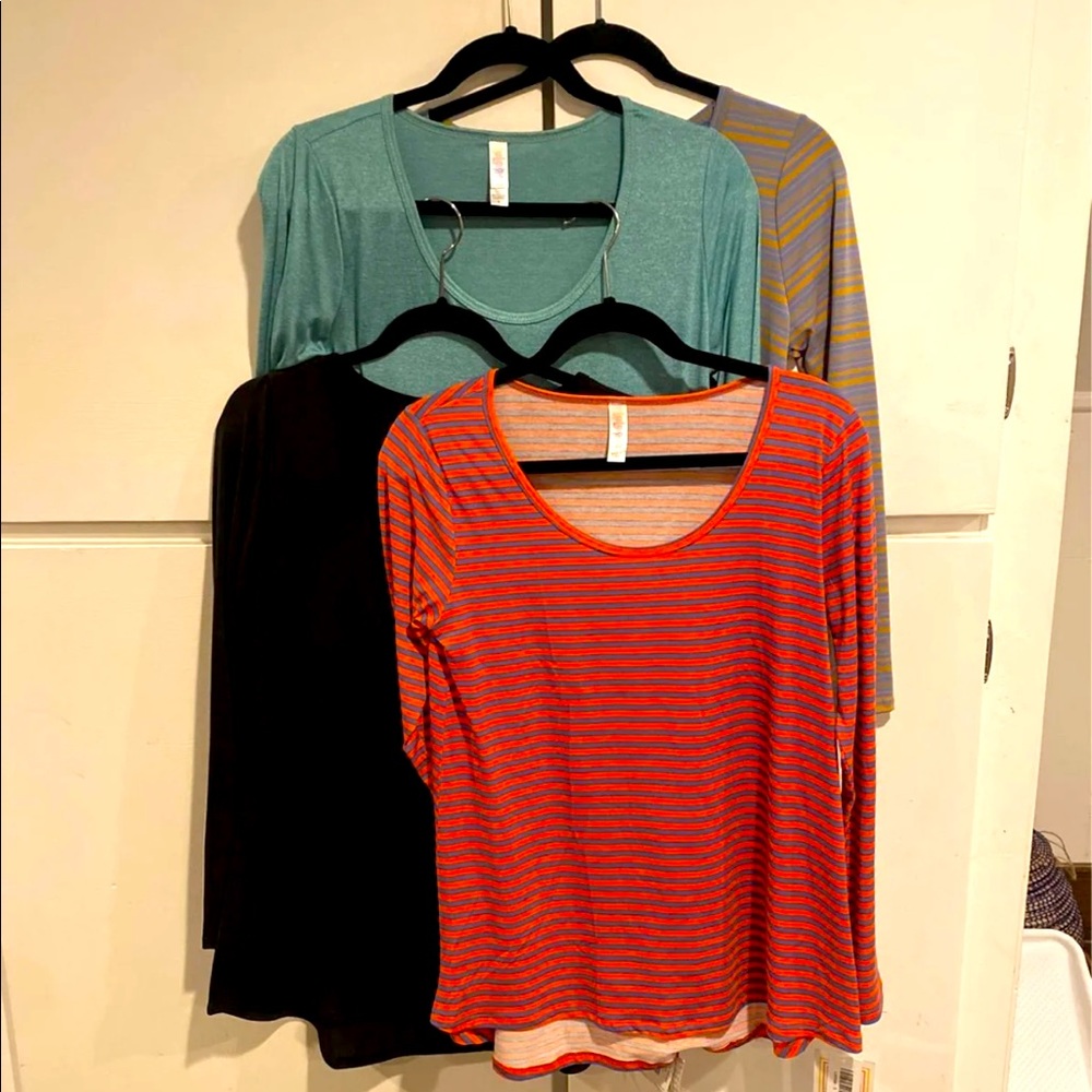 LuLaRoe Solids and Stripes Lynnae T Small NEW Tee Shirt
